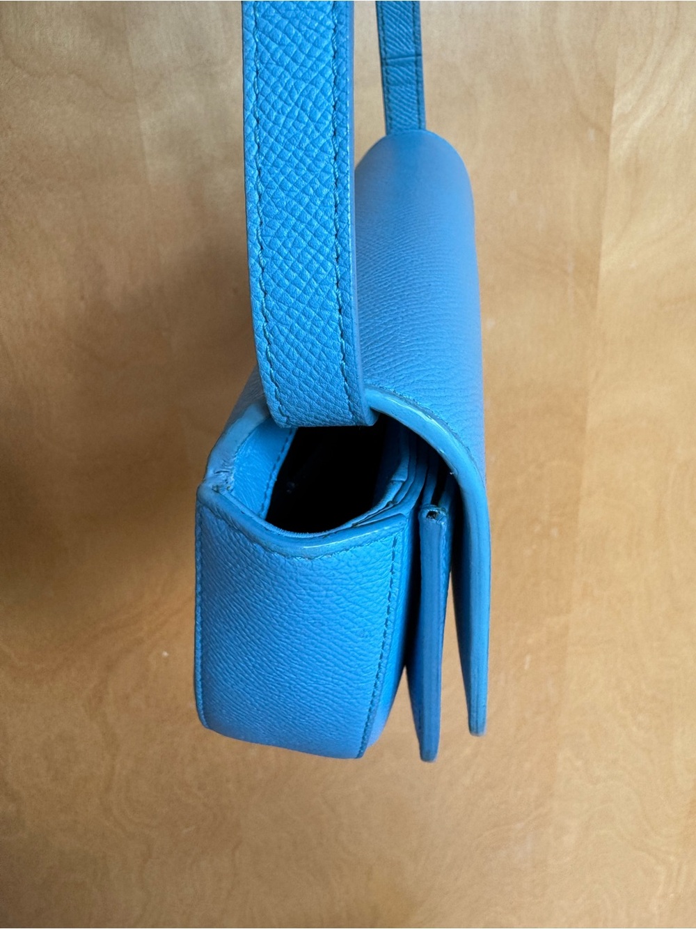 Balenciaga Ville Day XS Crossbody Bag - Picture 6 of 12